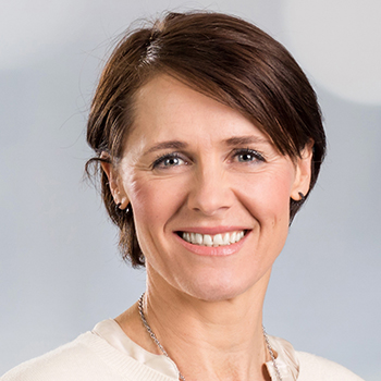 Frau Mag. Christine Weyland-Breyer
